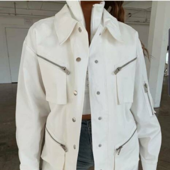White oversized jacket - Picture 2 of 5